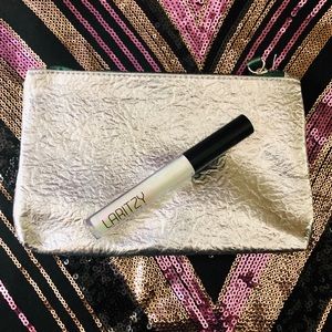 NEW Laritzy Holographic Lip Gloss & Makeup Bag